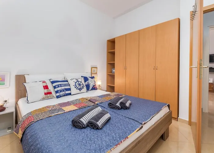 Apartment-old Town-dundo * Πούλα