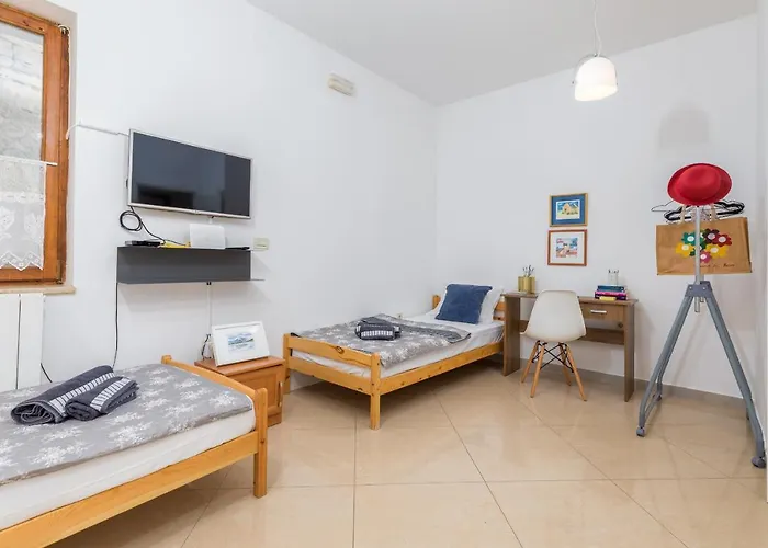 Apartment-old Town-dundo Διαμέρισμα *