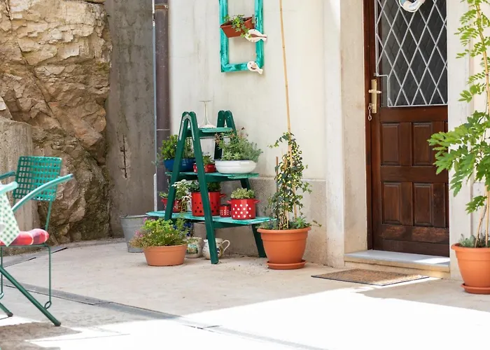 Apartment-old Town-dundo Διαμέρισμα *