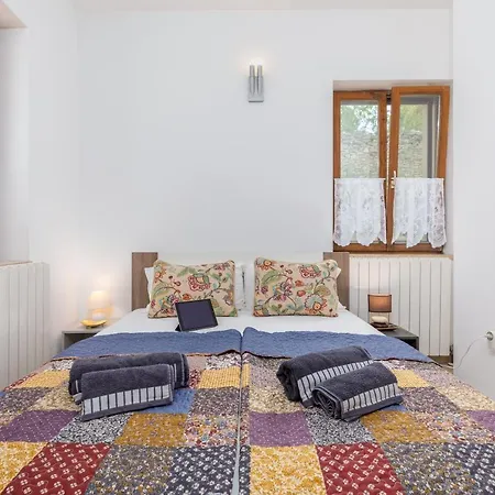 Apartment-old Town-dundo